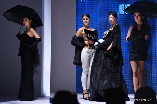 Highlights of Qingdao Int'l Fashion Week<BR>
