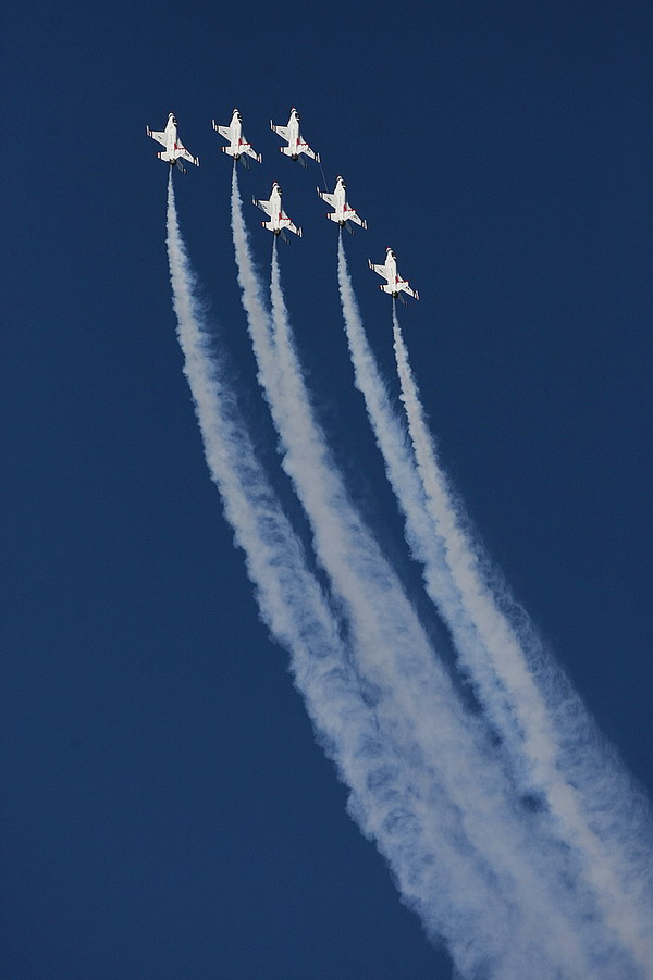Air show takes flight in Houston