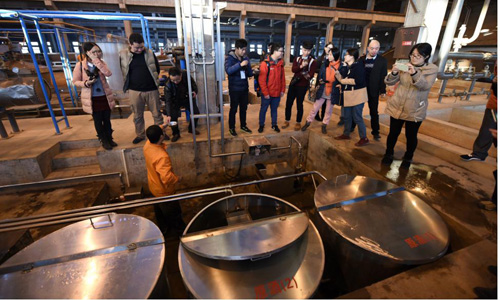 Baiyunbian liquor gains great achievements      