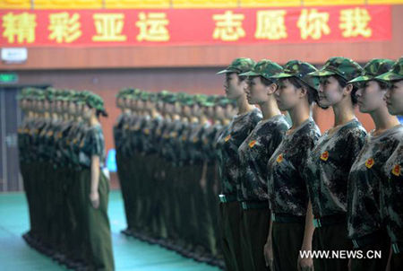 Volunteers for Asian Games receive training