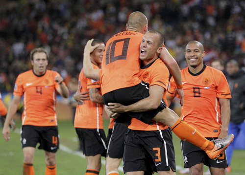 Brazil, Netherlands make into quarters