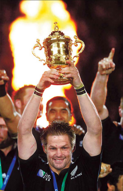 New Zealand ended 24 years of misery when it edged France 8-7 to win the Rugby World Cup for a second time on Sunday. New Zealand scrapes past France to win World Cup