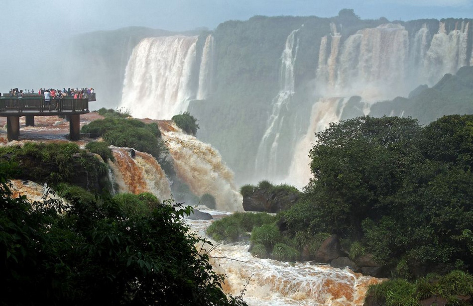 實(shí)拍4千米世界最寬瀑布伊瓜蘇壯美奇觀（組圖）