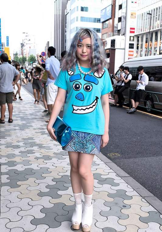 實(shí)拍東京另類(lèi)的街頭時(shí)尚(組圖)
