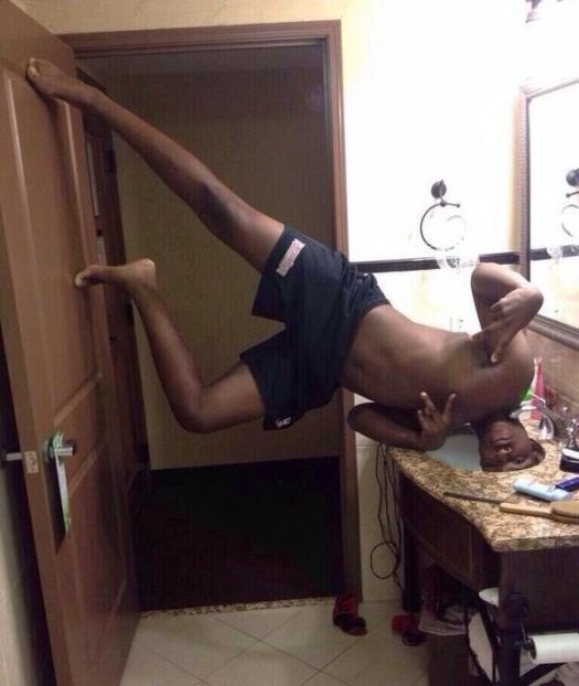 網(wǎng)絡(luò)牛人玩轉(zhuǎn)最糟糕自拍照