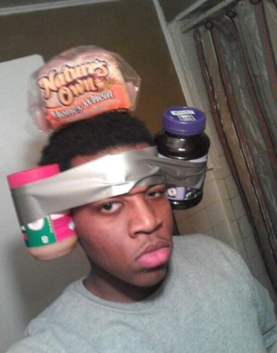 網(wǎng)絡(luò)牛人玩轉(zhuǎn)最糟糕自拍照