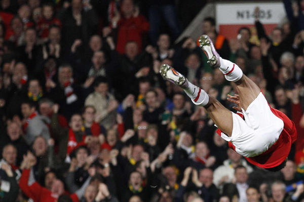 歐冠：拜仁連扳兩球 10人曼聯主場3:2出局