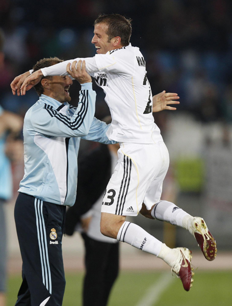 西甲：C羅世界波 皇馬2:1客場逆轉緊追巴薩