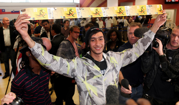 一票難求：南非世界杯球票在本土銷售