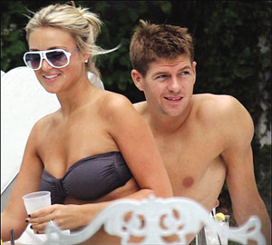 杰拉德夫婦玩出軌 丈夫令少女懷孕 妻子與小球員偷情