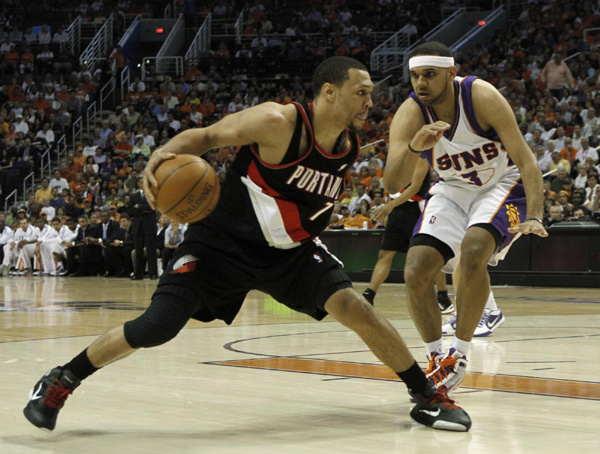 NBA：魔術(shù)率先晉級(jí) 雄鹿頂翻老鷹 太陽灼傷開拓者