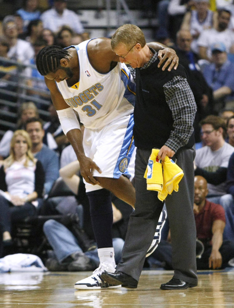 NBA季后賽：雄鹿頂翻老鷹 掘金扳倒爵士