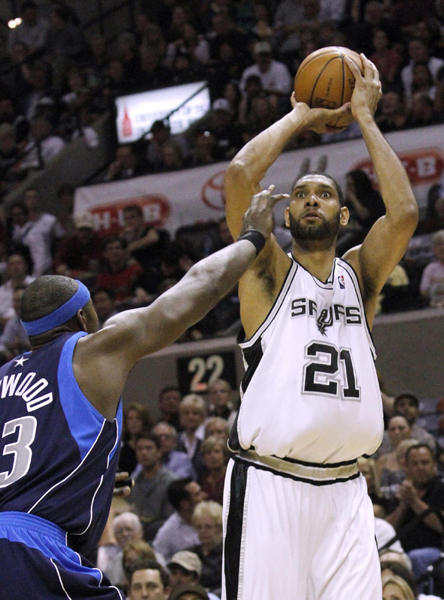 NBA：馬刺刺痛小牛 太陽灼傷開拓者 雙雙4:2晉級