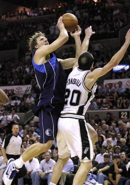 NBA：馬刺刺痛小牛 太陽灼傷開拓者 雙雙4:2晉級