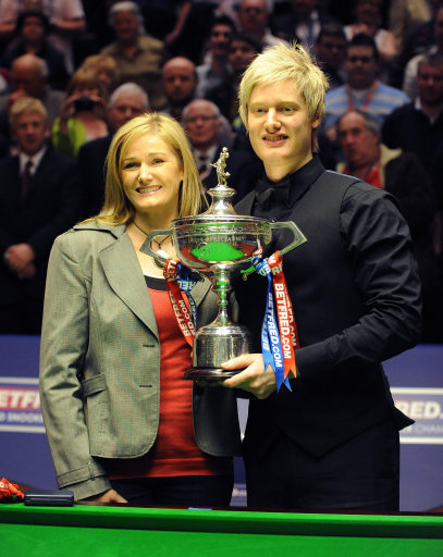 世錦賽：羅伯遜18:13擒多特 職業生涯首奪冠