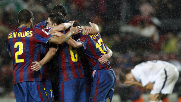 巴塞羅那雨中4:1擊退特內里費 取得主場10連勝