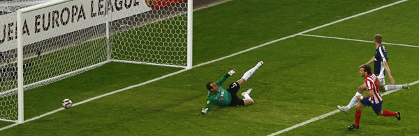 歐聯(lián)杯：弗蘭加時絕殺富勒姆 馬競2:1奪冠