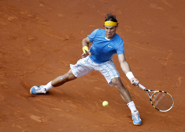 馬德里賽：納達(dá)爾苦戰(zhàn)過關(guān) 小威遭逆轉(zhuǎn)出局