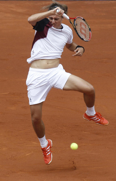 馬德里賽：納達爾苦戰過關 小威遭逆轉出局