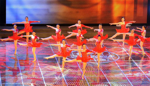 亞運(yùn)拉拉隊(duì)全國(guó)選拔賽舞蹈拉拉隊(duì)總決賽在廣州舉行