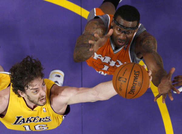 NBA：科比創(chuàng)季后賽新高 湖人再擒太陽