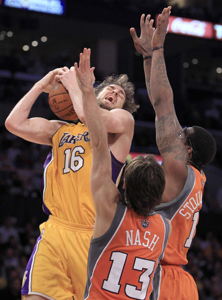 NBA：科比創季后賽新高 湖人再擒太陽