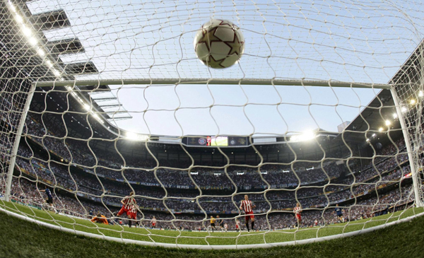 歐冠：米利托梅開二度 國(guó)米2:0擒拜仁奪三冠王