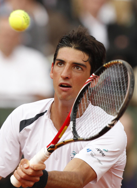 法網(wǎng)：海寧爆冷出局無(wú)緣戰(zhàn)小威 納達(dá)爾橫掃晉級(jí)