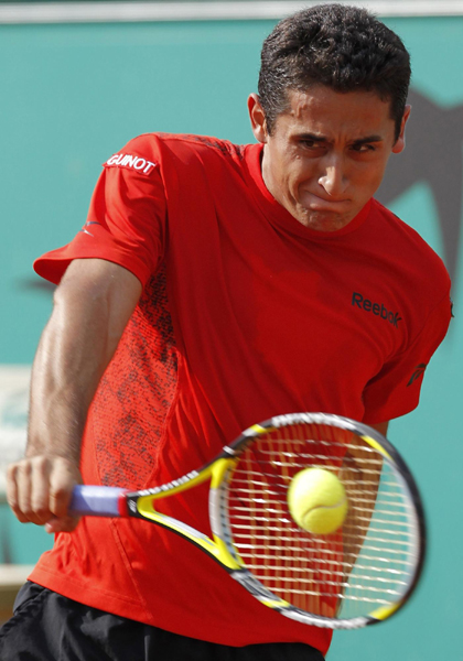 法網：斯托瑟挫敗小威 納達爾苦戰晉級