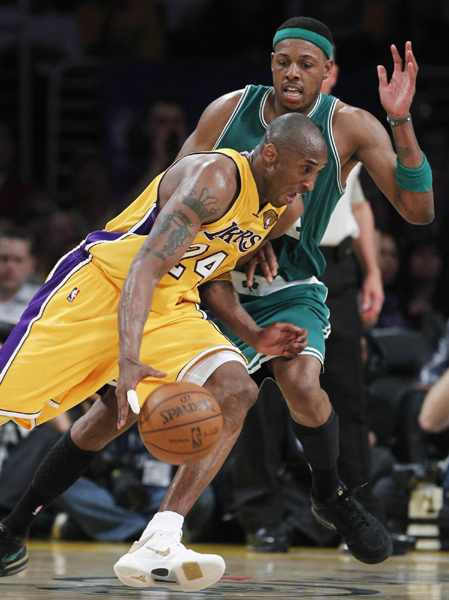 科比30分加索爾兩雙 湖人勝凱爾特人總分1:0