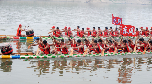 迎端午 瀏陽河上賽龍舟