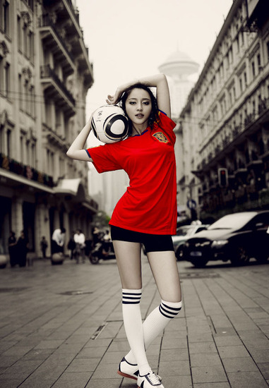 甘婷婷熱辣球服玩轉紀實