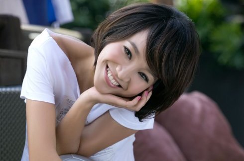 美女主播朱丹哭別法蘭西