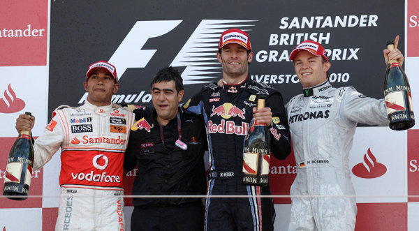 紅牛車隊(duì)車手韋伯奪得F1英國(guó)大獎(jiǎng)賽冠軍