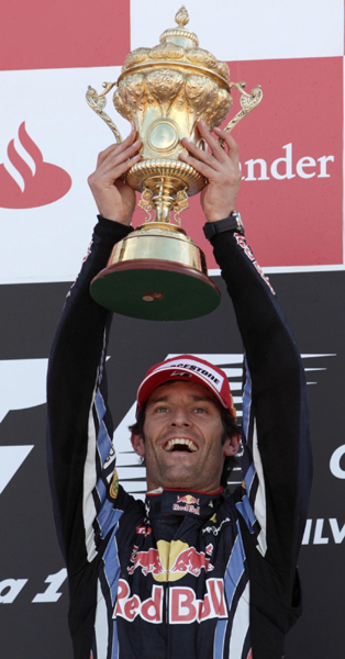 紅牛車隊(duì)車手韋伯奪得F1英國(guó)大獎(jiǎng)賽冠軍