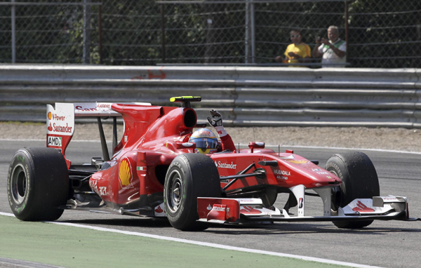 F1意大利站：阿隆索逆轉奪冠 漢密爾頓撞車退出