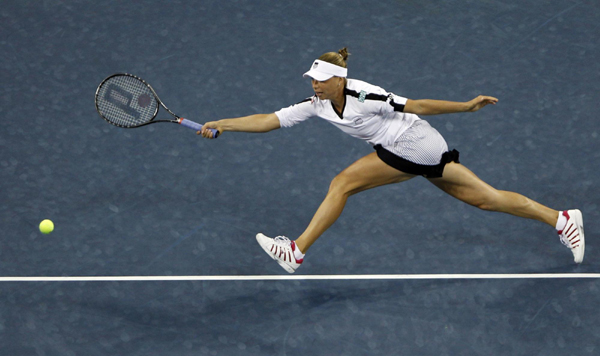 克里斯特爾斯橫掃茲沃娜列娃 第三度美網(wǎng)封后