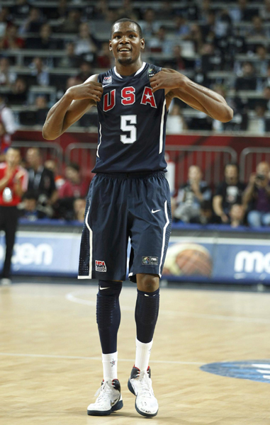 夢九大勝土耳其 美國隊16年后重奪男籃世錦賽冠軍