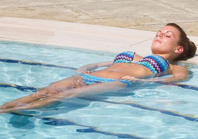 魯尼與科琳遭偷拍 飯館爭吵發狂打碎玻璃