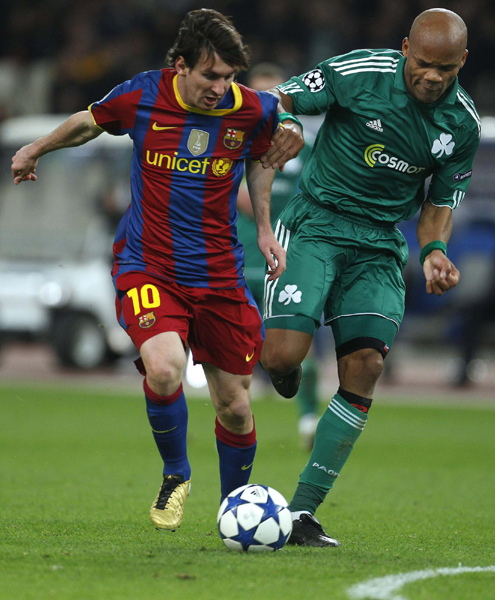 歐冠：國米終止五場不勝 巴薩奪小組頭名