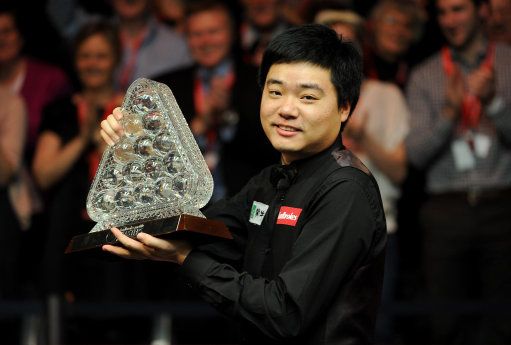 大師賽：丁俊暉10:4大勝傅家俊首捧冠軍