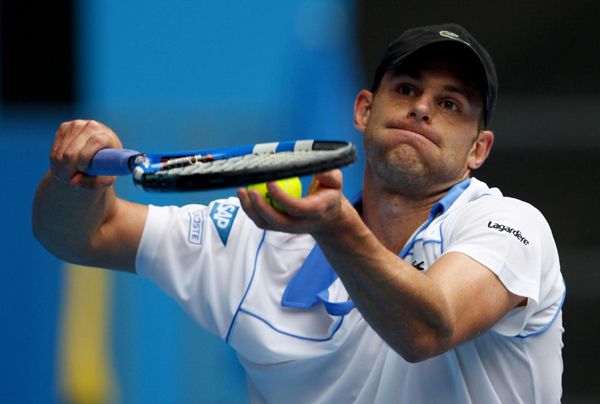 澳網(wǎng)：李娜辛苦晉級 海寧鏖戰(zhàn)翻盤