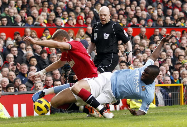 英超：魯尼超級世界波絕殺納尼傳射 曼聯2:1勝曼城