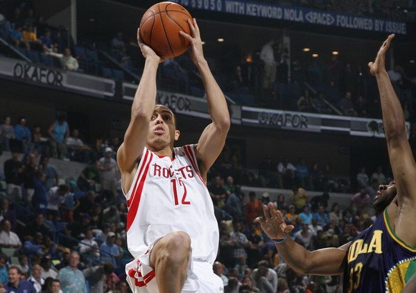 馬丁33分火箭祭起三分雨 16分逆轉黃蜂