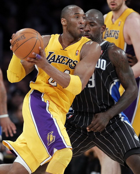 湖人主場97：84擊敗魔術(shù)，取得二連勝。