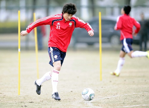 李瑋峰將代表中國隊出戰(zhàn)新西蘭 無緣隊長袖標(biāo)