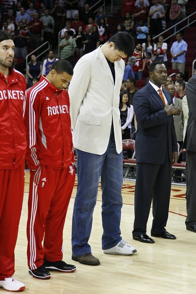 小黑豆令火箭受益 姚明下賽季或迎巨星搭檔