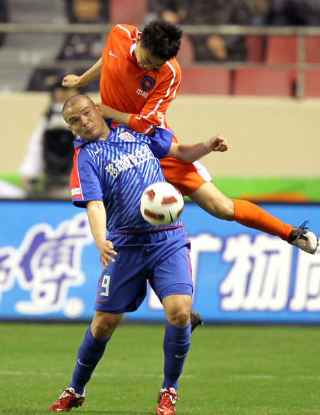 中超揭幕：山東3度領先被成都追平 上海補時失球平青島