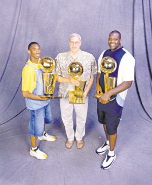 “禪師”退隱 傳奇不朽