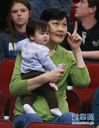 “難說再見！”：姚明NBA生涯全回顧